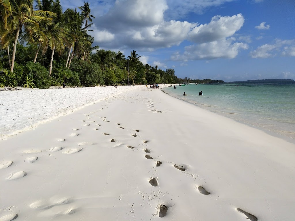 Pesona Pantai Ngursarnadan: Surga Tersembunyi di Maluku Tenggara Pesona Pantai Ngursarnadan: Surga Tersembunyi di Maluku Tenggara