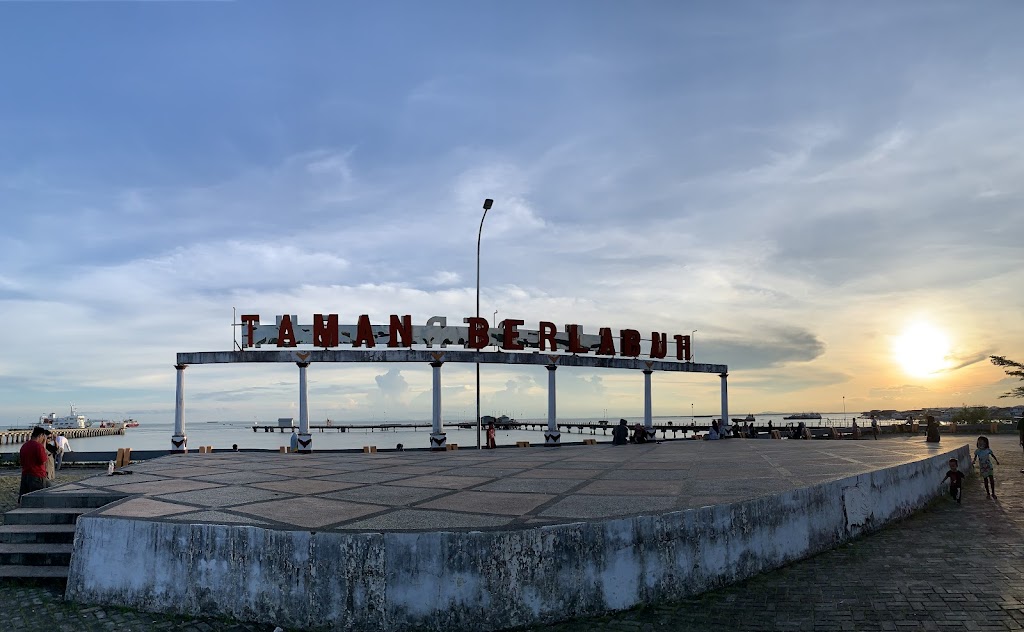 Menikmati Pesona Taman Berlabuh di Tarakan, Kalimantan Utara