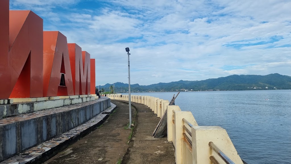 Pesona Pantai Manakarra: Mutiara Tersembunyi di Sulawesi Barat