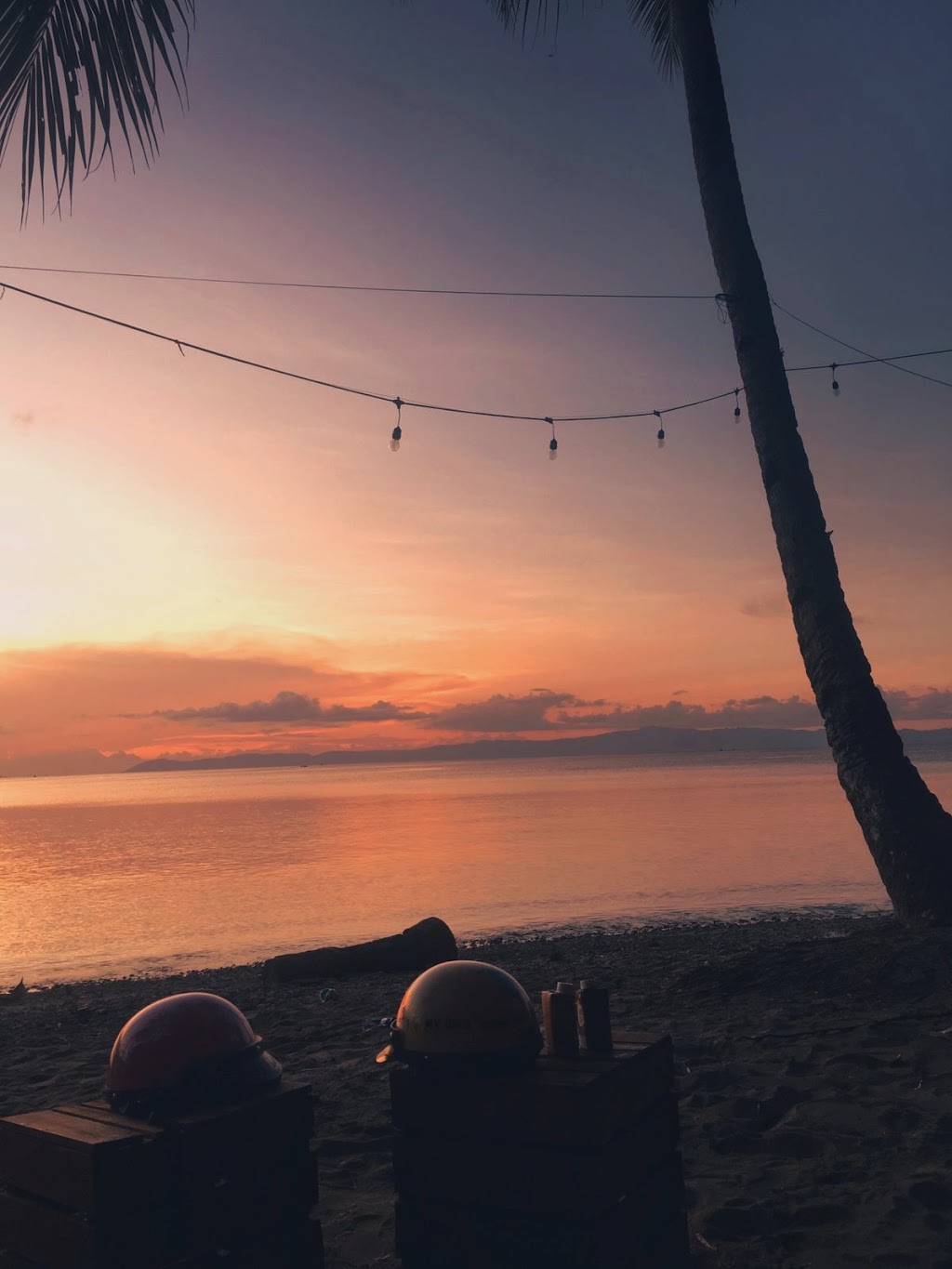 Pesona Pantai Tetulain: Surga Tersembunyi di Maluku Tengah