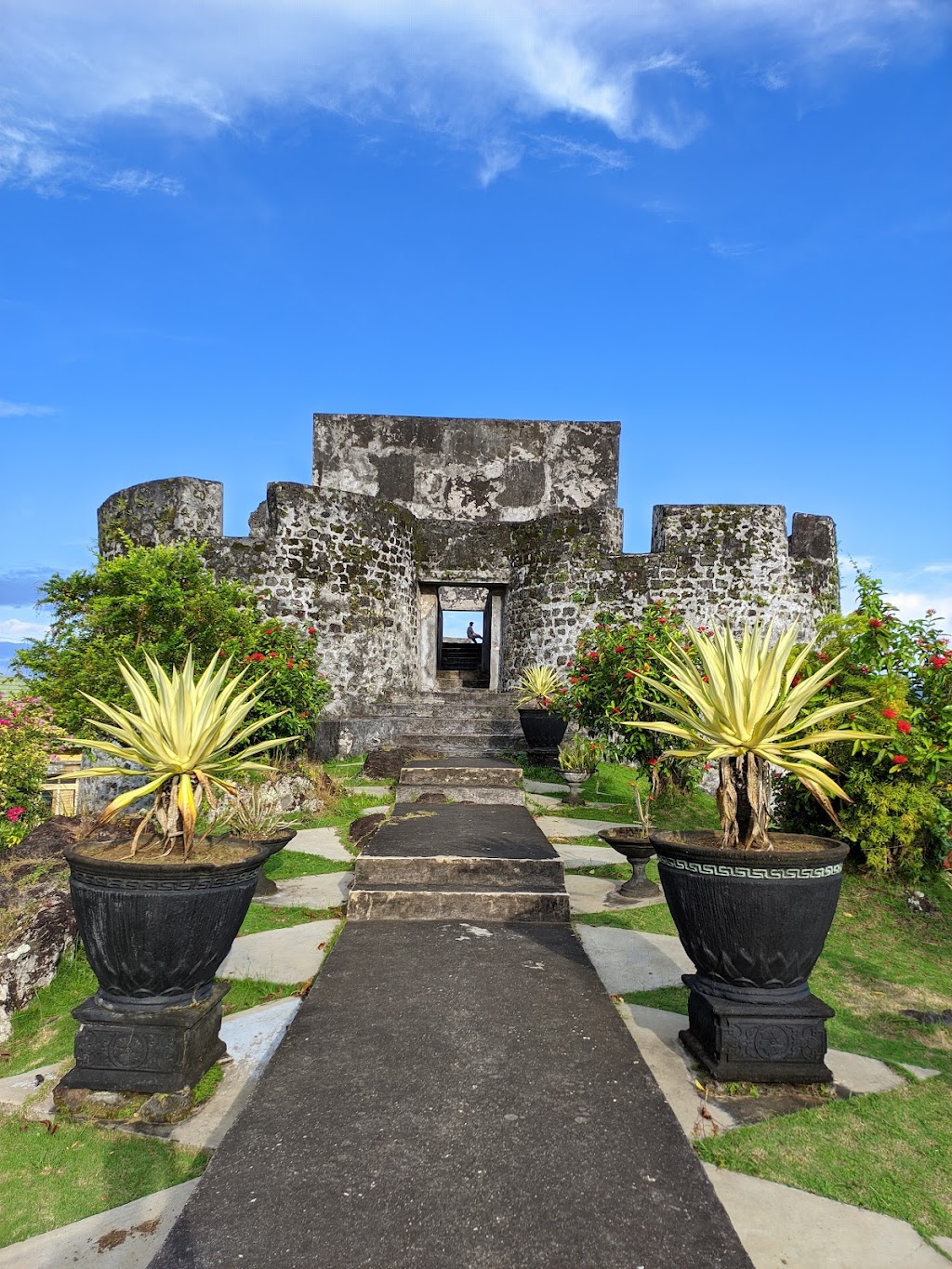 Menyingkap Sejarah di Benteng Portugis Tolukko, Ternate Menyingkap Sejarah di Benteng Portugis Tolukko, Ternate