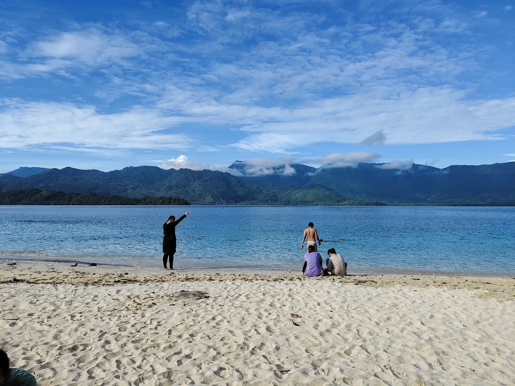 Pulau Tiga: Surga Tersembunyi di Bolaang Mongondow Pulau Tiga: Surga Tersembunyi di Bolaang Mongondow