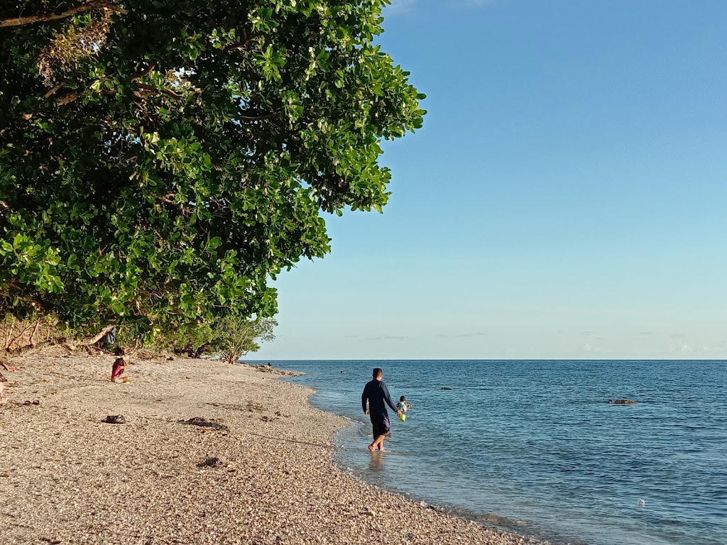 Pesona Pantai Tanjung Kuako, Maluku: Surga Tersembunyi di Maluku Tengah