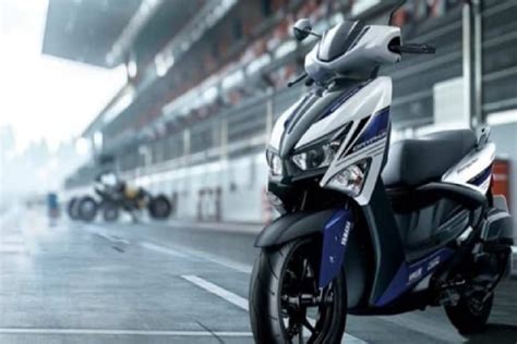 5 Alasan Kenapa Motor Listrik Matic Bakal Jadi Tren di 2024! 5 Alasan Kenapa Motor Listrik Matic Bakal Jadi Tren di 2024!