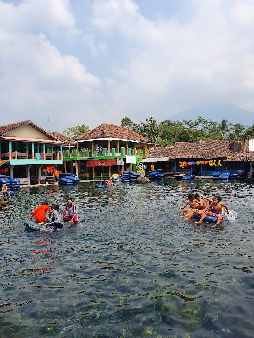 Jelajah Wisata Alam Cikoromoy: Pesona Tersembunyi di Banten