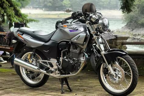 5 Alasan Harga Sepeda Motor Tiger Bekas Masih di Atas Rp15 Juta! 5 Alasan Harga Sepeda Motor Tiger Bekas Masih di Atas Rp15 Juta!
