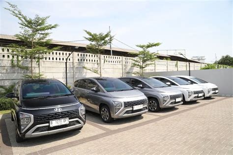 5 Alasan Hyundai Stargazer EV Bikin Kamu Tergila-gila! ⚡️ 5 Alasan Hyundai Stargazer EV Bikin Kamu Tergila-gila! ⚡️