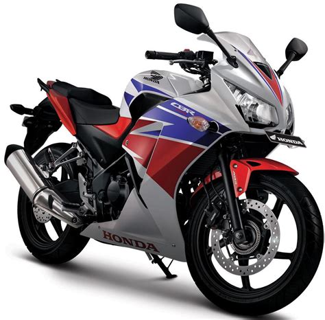 7 Alasan Harga CBR250RR Pantas Lebih Mahal dari Rp 70 Juta! 7 Alasan Harga CBR250RR Pantas Lebih Mahal dari Rp 70 Juta!