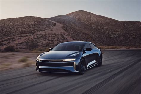 7 Mobil Listrik Paling Menggemparkan ICE BSD 2024: Nomor 5 Bikin Dompet Bergetar! 7 Mobil Listrik Paling Menggemparkan ICE BSD 2024: Nomor 5 Bikin Dompet Bergetar!