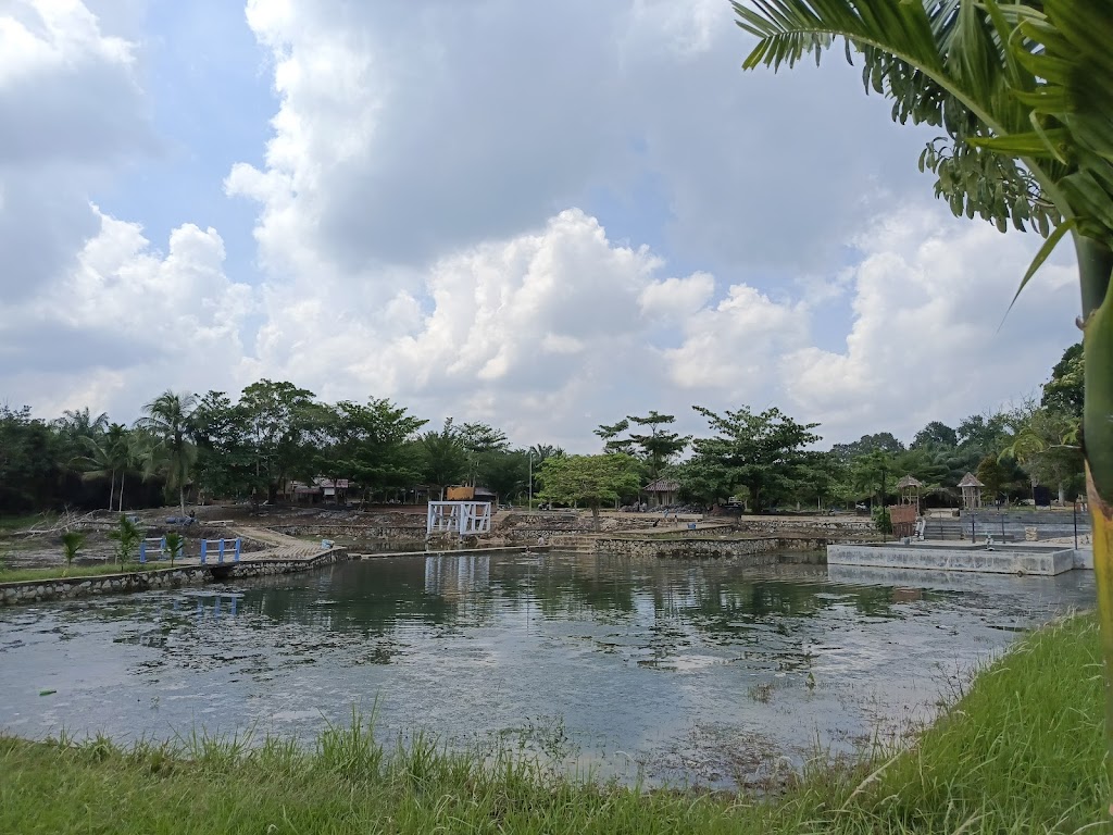 Menikmati Relaksasi di Air Panas Kater, Desa Nyelanding, Bangka Selatan