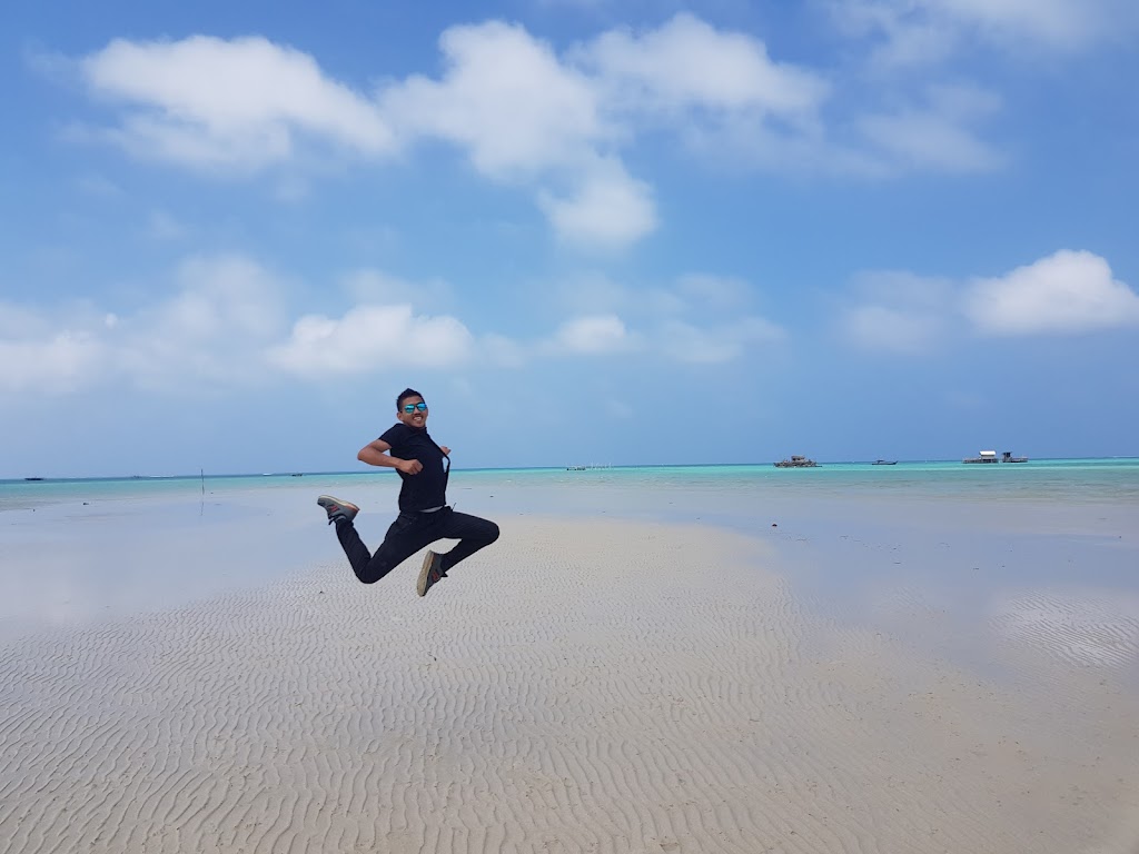 Pesona Pantai Teluk Buton: Surga Tersembunyi di Kepulauan Riau