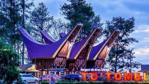 Lolai – To’ Tombi: Negeri di Atas Awan di Toraja Utara