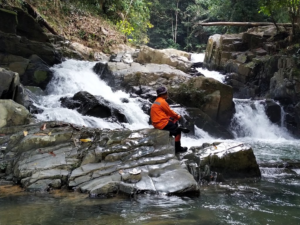Air Terjun SeKelebon Plus: Pesona Tersembunyi di Kalimantan Utara