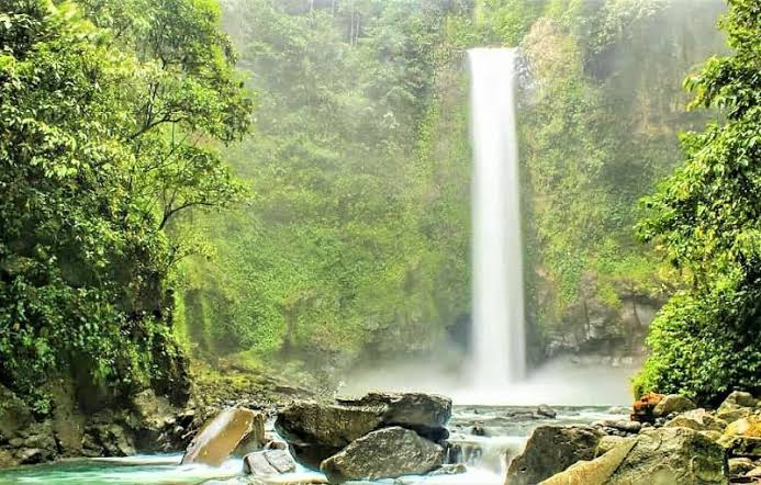Air Terjun Bissappu: Pesona Tersembunyi di Sulawesi Selatan