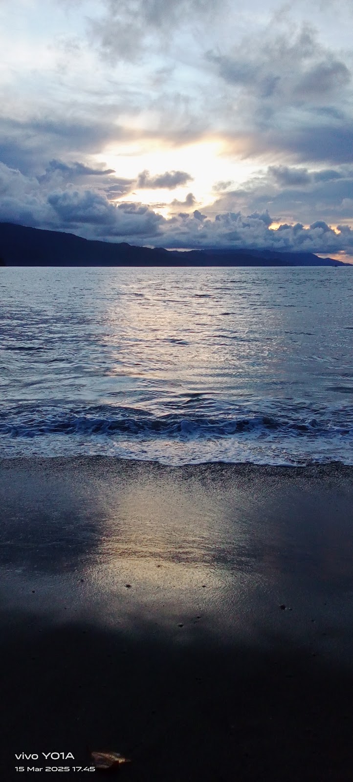 Pantai Amai: Surga Tersembunyi di Papua