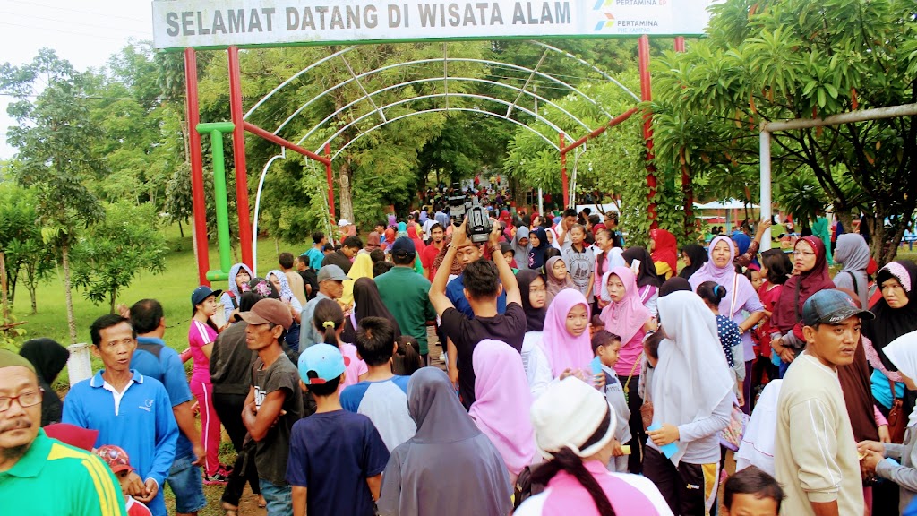 Jelajahi Keindahan Alam Riau di Wisata Alam Pertamina Lirik