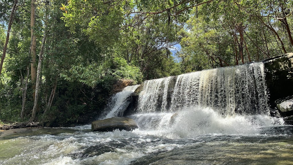 Pesona Taman Wisata Pancur Aji, Kalimantan Barat Pesona Taman Wisata Pancur Aji, Kalimantan Barat
