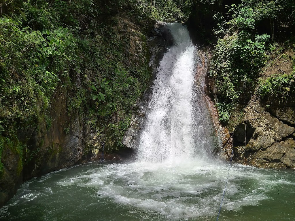 Air Terjun Haratai Loksado: Pesona Alam Kalimantan Selatan