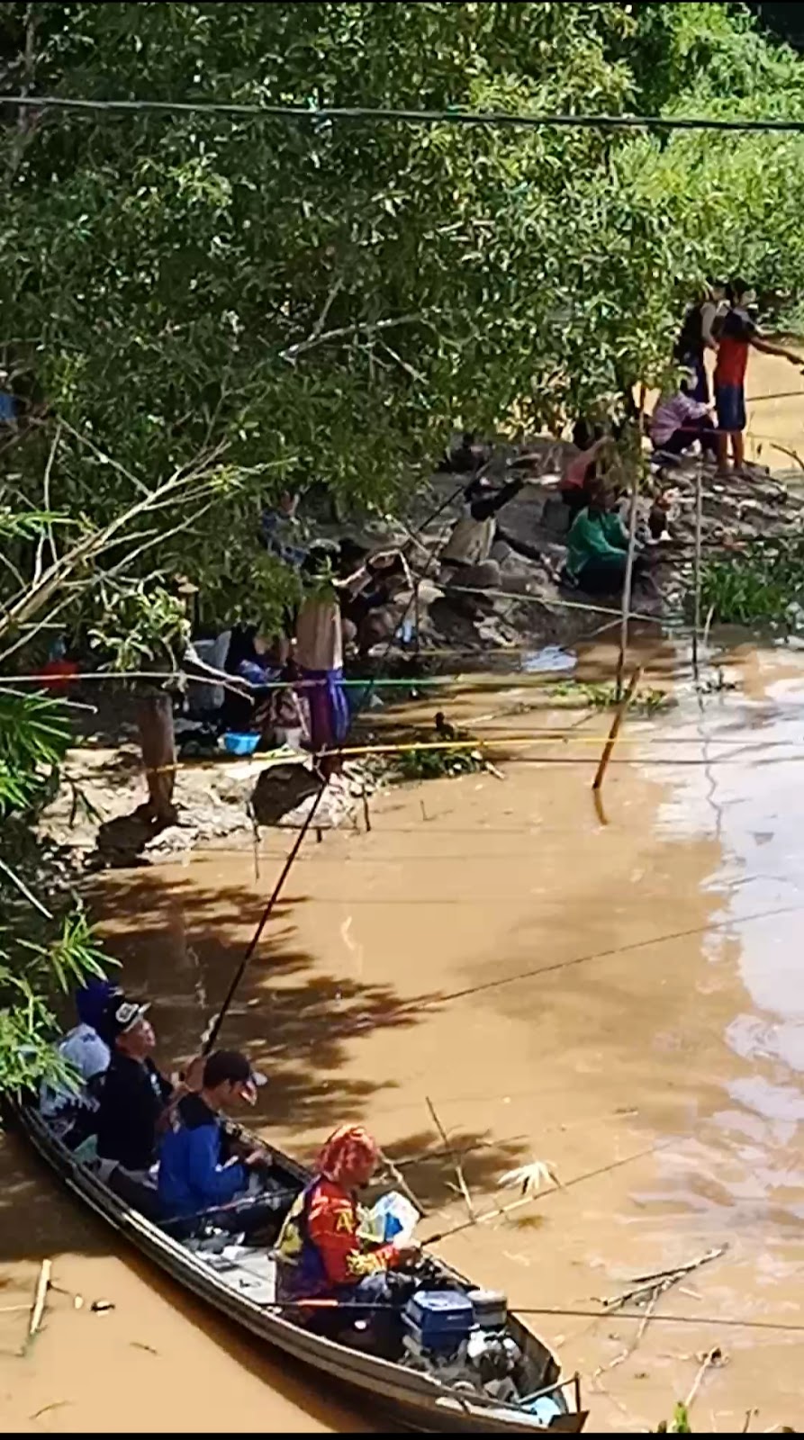 Danau Lais Resort: Pesona Kalimantan Tengah yang Menawan