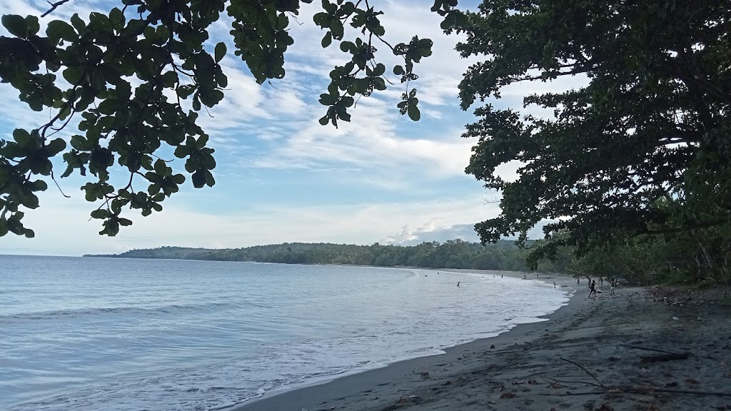 Pantai Petrus Kafiar: Pesona Tersembunyi di Manokwari, Papua Barat
