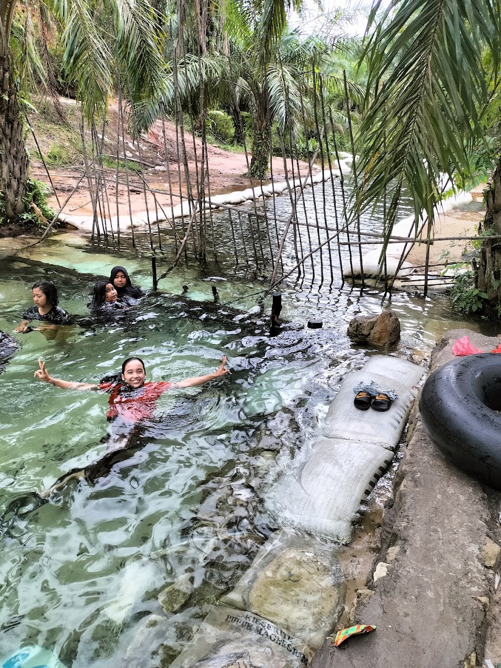 Pesona Pantai Geger: Surga Tersembunyi di Labuhanbatu
