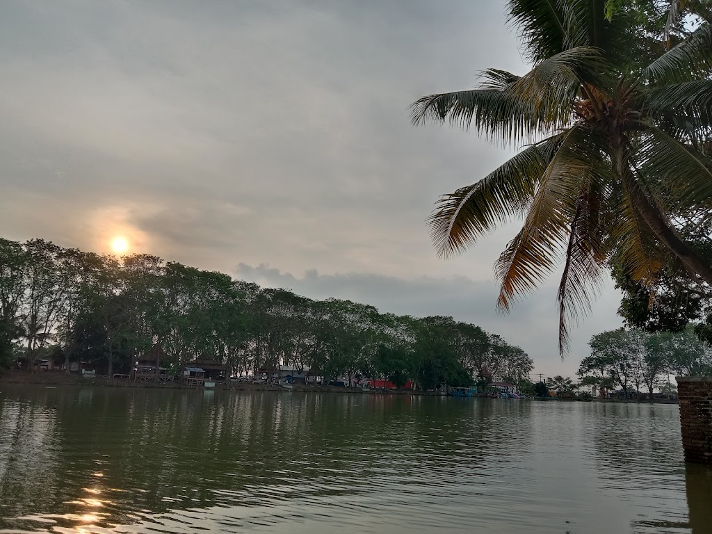 Pesona Danau Tasikardi: Surga Tersembunyi di Banten