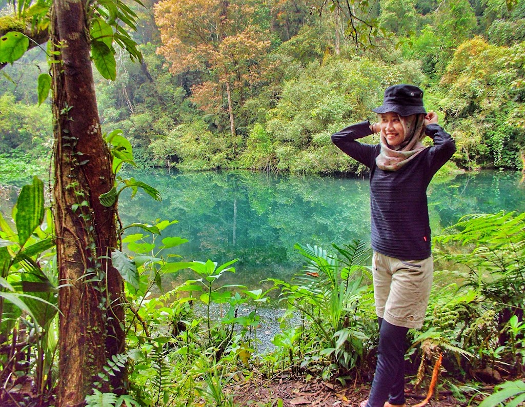 Pesona Telaga Biru Cianjur: Keindahan Alam yang Memikat Pesona Telaga Biru Cianjur: Keindahan Alam yang Memikat