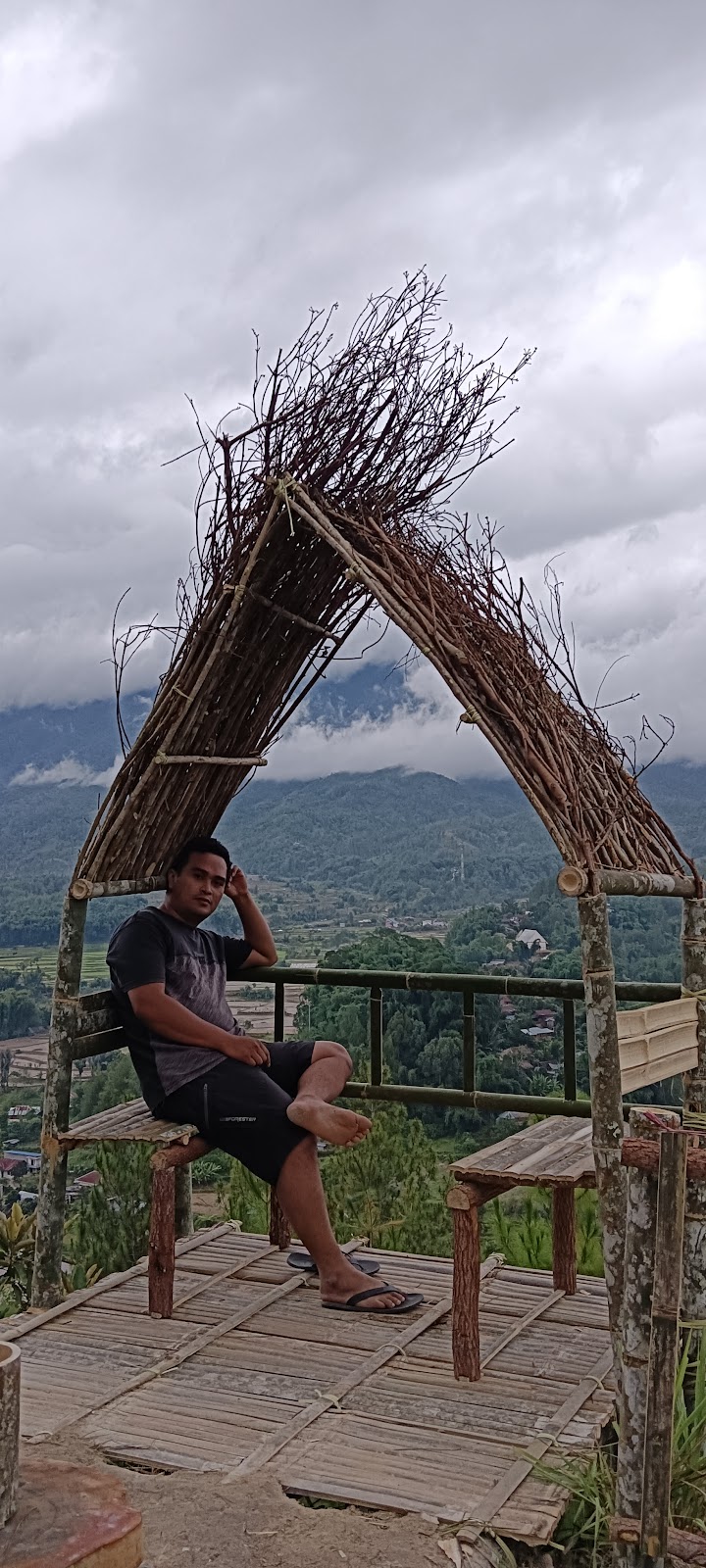 Puncak Taloyok Rambu Saratu: Pesona Tersembunyi di Mamasa, Sulawesi Barat