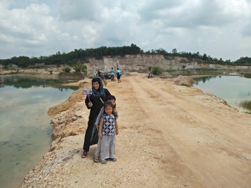 Pesona Danau Buatan Air Batu, Sumatera Selatan: Surga Tersembunyi di Banyuasin