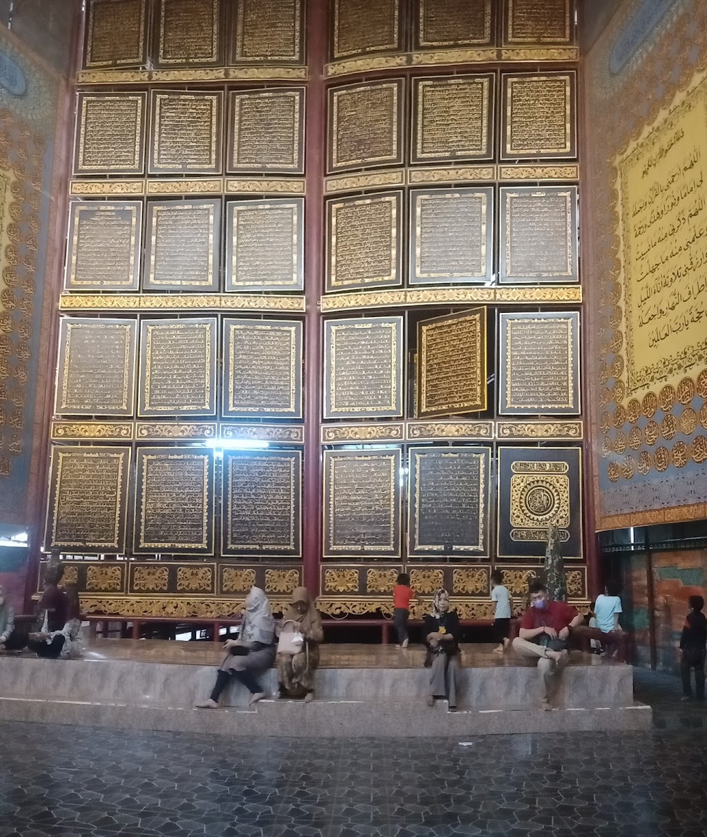 Museum Bayt Al-Qur’an Al-Akbar Palembang: Megahnya Seni Kaligrafi dan Seni Islam